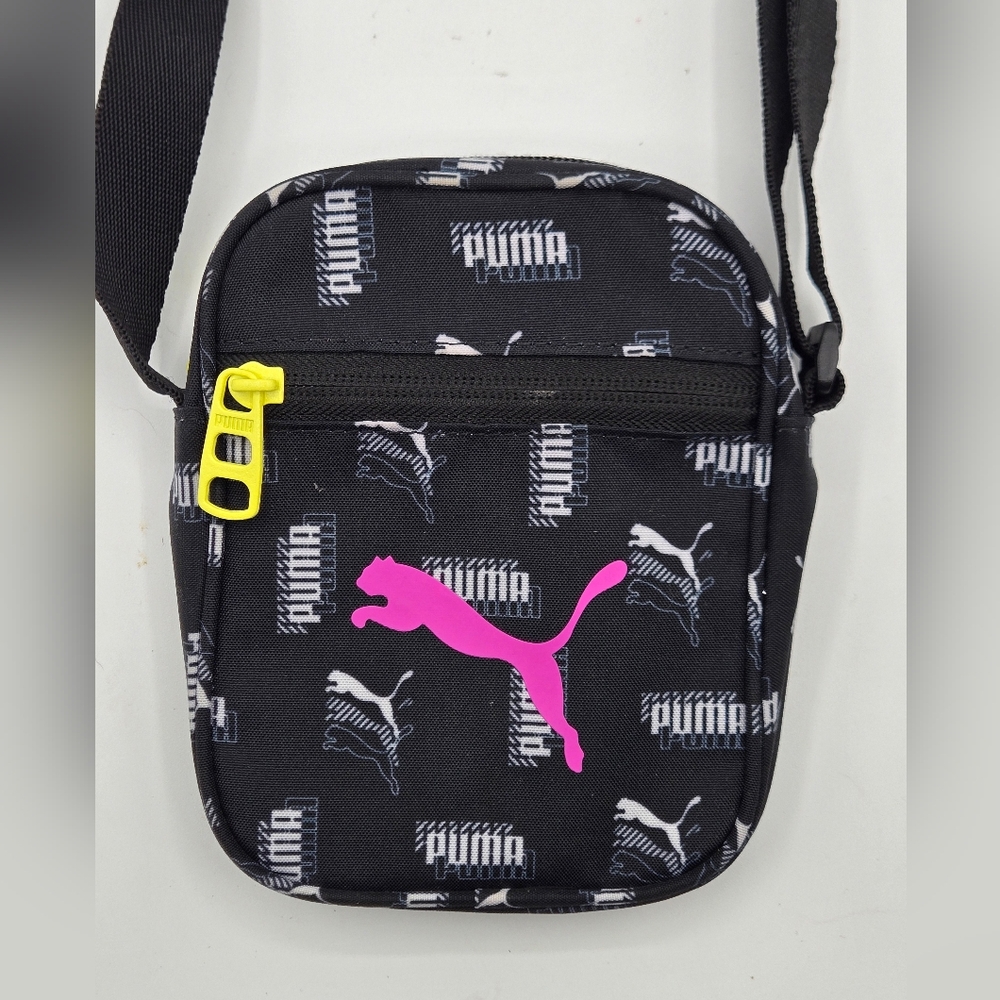 PUMA Crossbody Bag Lightweight & Compact Black White